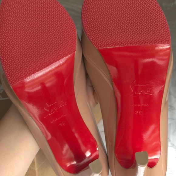 christian louboutin Heels - Picture 5 of 8